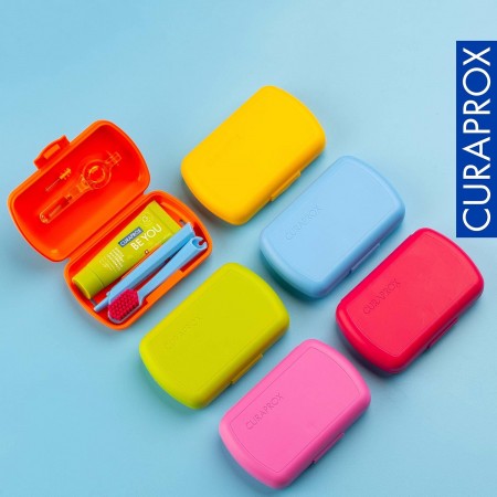 CURAPROX KIT DENTAL DE VIAJE CEPILLO+PASTA+INTERDENTAL COLORES