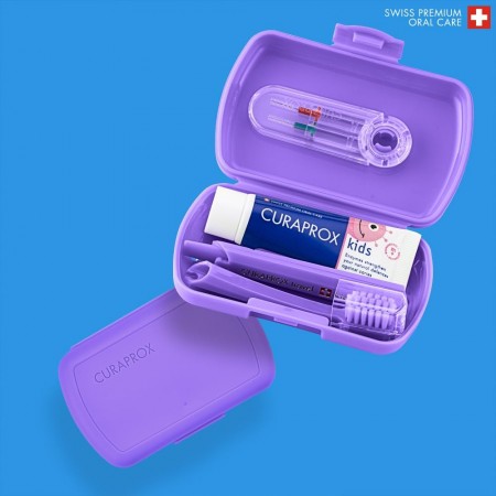 CURAPROX KIT DENTAL INFANTIL 4-12 AÑOS: CEPILLO + PASTA + INTERDENTAL COLORES