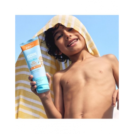 ISDIN FOTOPROTECTOR DUPLO FAMILIAR: GELCREMA FPS50 ADULTO 250 ML + PEDIATRIC FPS50 GELCREMA 250ML