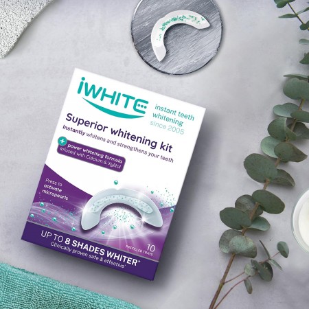 IWHITE KIT DE BLANQUEAMIENTO SUPREMO: 10 MOLDES + GRATIS PASTA DENTAL BLANQUEANTE NATURAL 75 ML