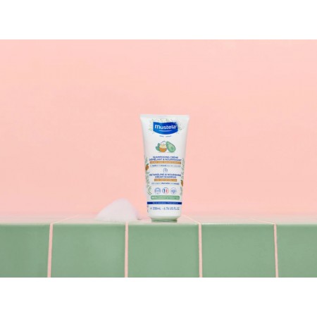 MUSTELA CHAMPU DESENREDANTE Y NUTRITIVO EN CREMA 200 ML