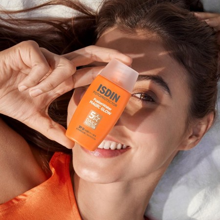 ISDIN FOTOPROTECTOR FUSION WATER MAGIC SPF 50+ MAGIC ULTRALIGERO 50 ML