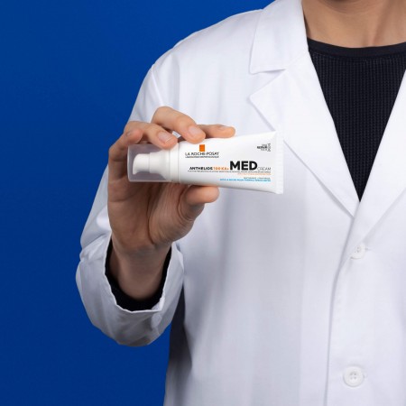 Dispositivo médico para la prevención de queratosis actínica La Roche-Posay Anthelios 100 KA+ MED